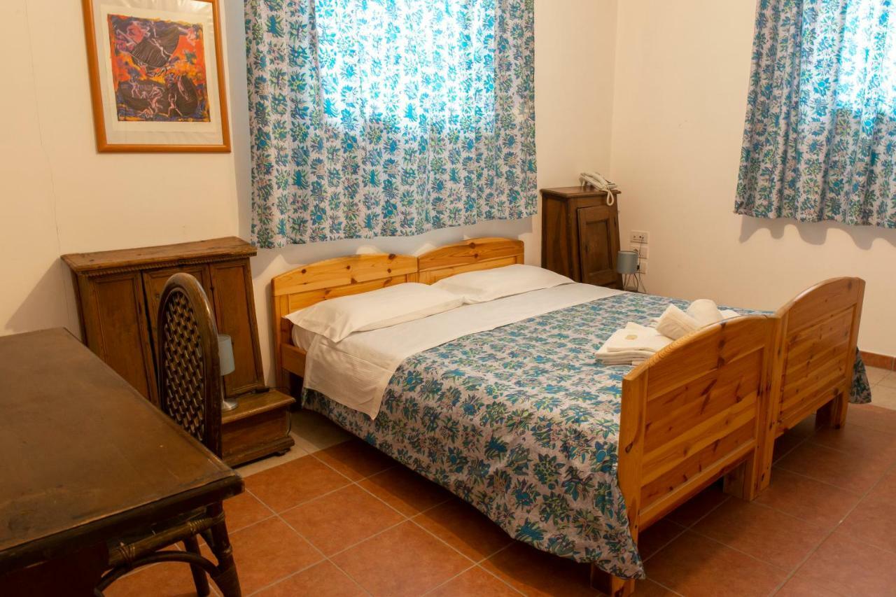 Libera Universita Di Alcatraz Guest House Morleschio Exterior foto